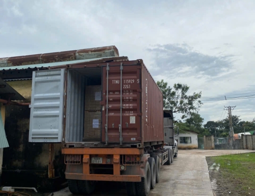 🚢 Tiếp Tục Đóng Cont Ván Sàn Tự Nhiên Xuất Khẩu Sang Nhật – Khẳng Định Uy Tín Nhà Máy Sàn Gỗ Việt Úc 🌳